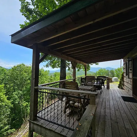 Bear Hug Cabin